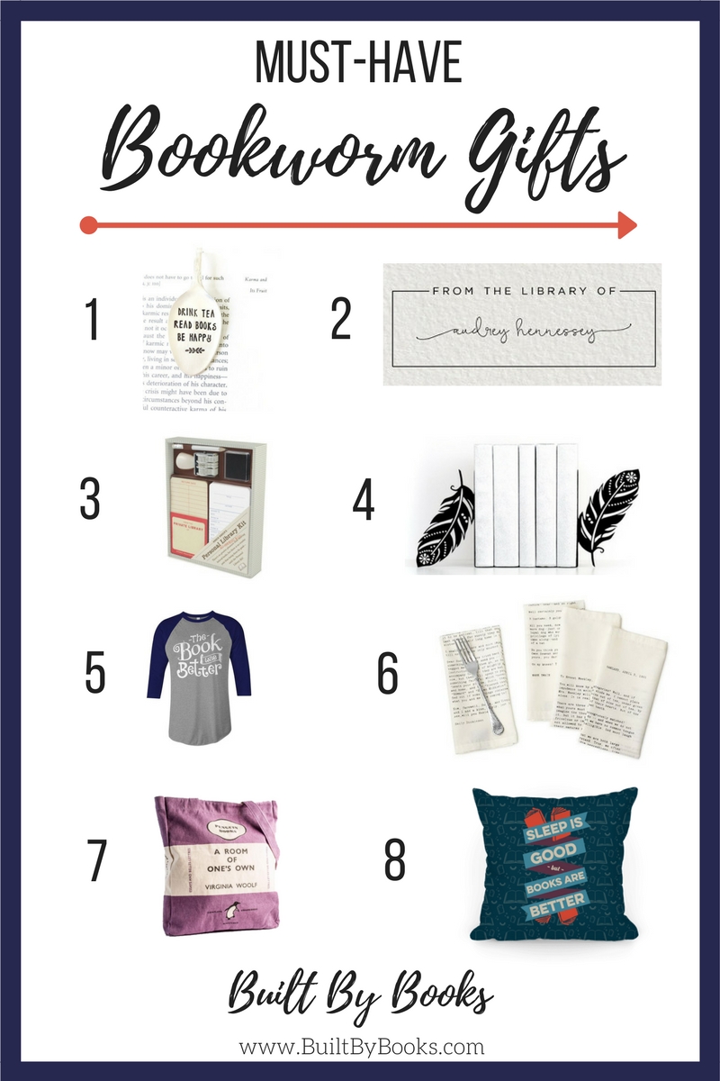 Need gift ideas for the book lovers in your life? Or want to treat yo' self? Check out our favorite bookworm gifts this month.